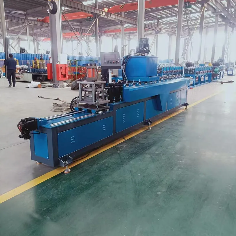 Máquina formadora de rolos de cerca
