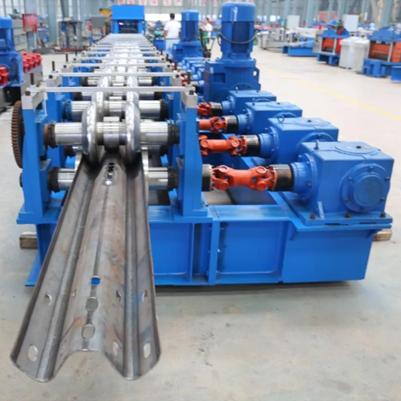 Máquina formadora de rolos de guarda-corpo para rodovias