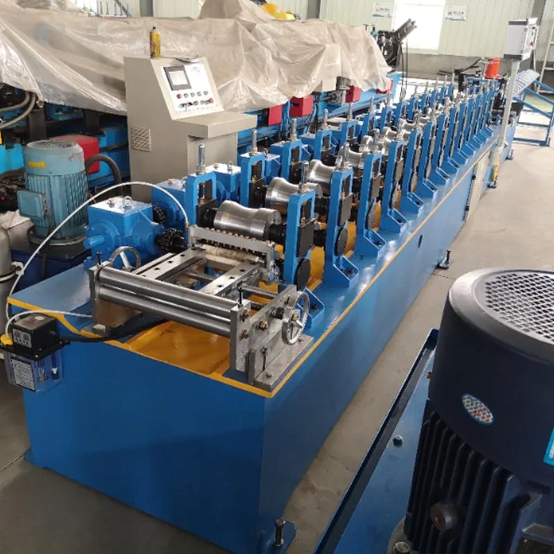 Máquina formadora de rolo de eixo de enrolamento de veneziana